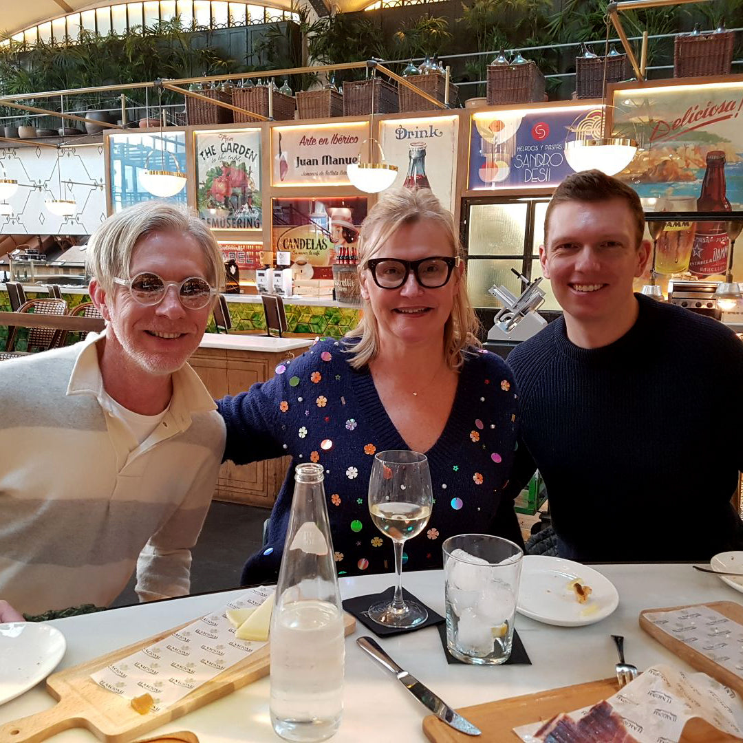 Lunch stop while in hot pursuit